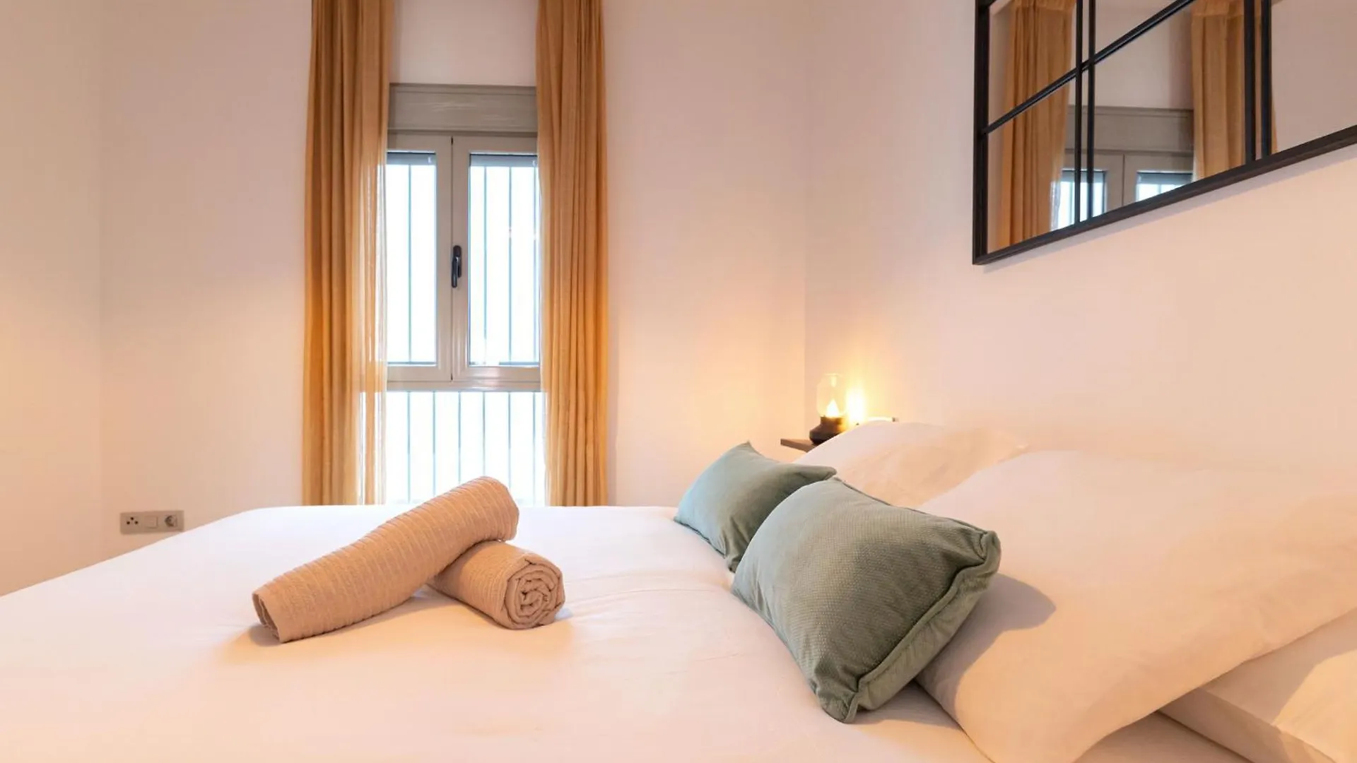 Charming Apartment At San Bernardo Neighborhood By Ocityzen 세비야 0*,  스페인